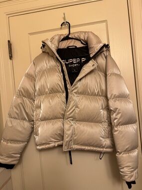 Aritzia TNA Liquid Shine Super Puff